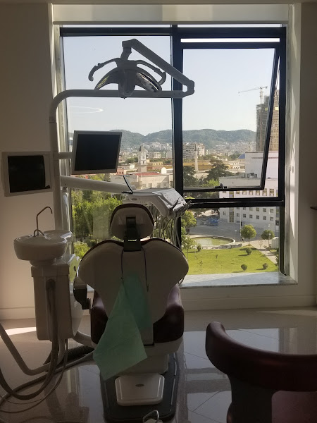 VitalDent Tirana