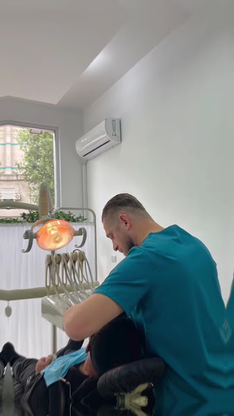 Klinika Dentare Al Dent, klinikë dentare në Fier – foto 2