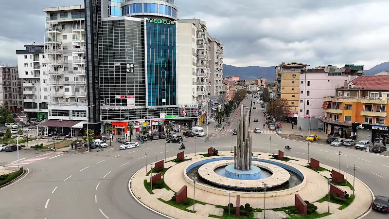 Sekniqi Dental, klinikë dentare në Shkodër – foto 2