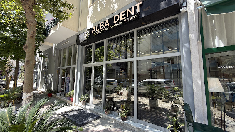 Alba Dent, klinikë dentare në Vlorë – foto 2